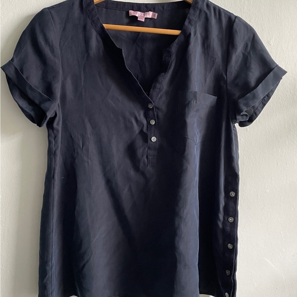 Navy blue silk top from Calypso. - Picture 2 of 6